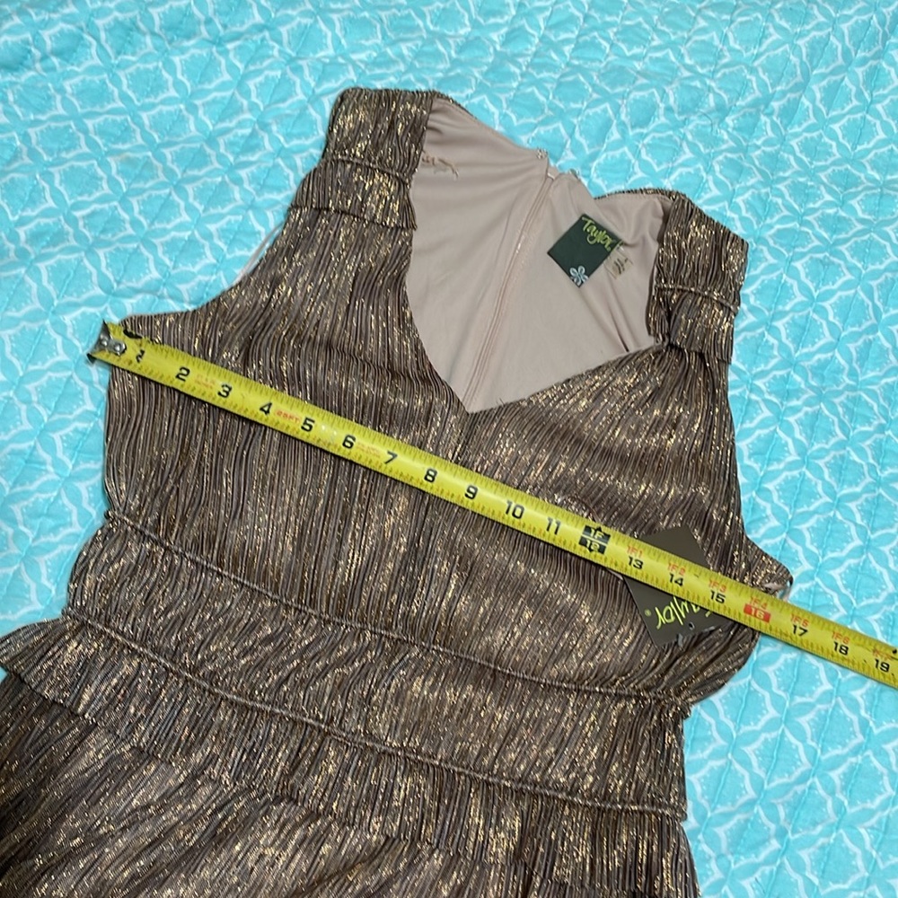 Taylor metallic gold Grecian style dress with  peplum - Picture 9 of 12